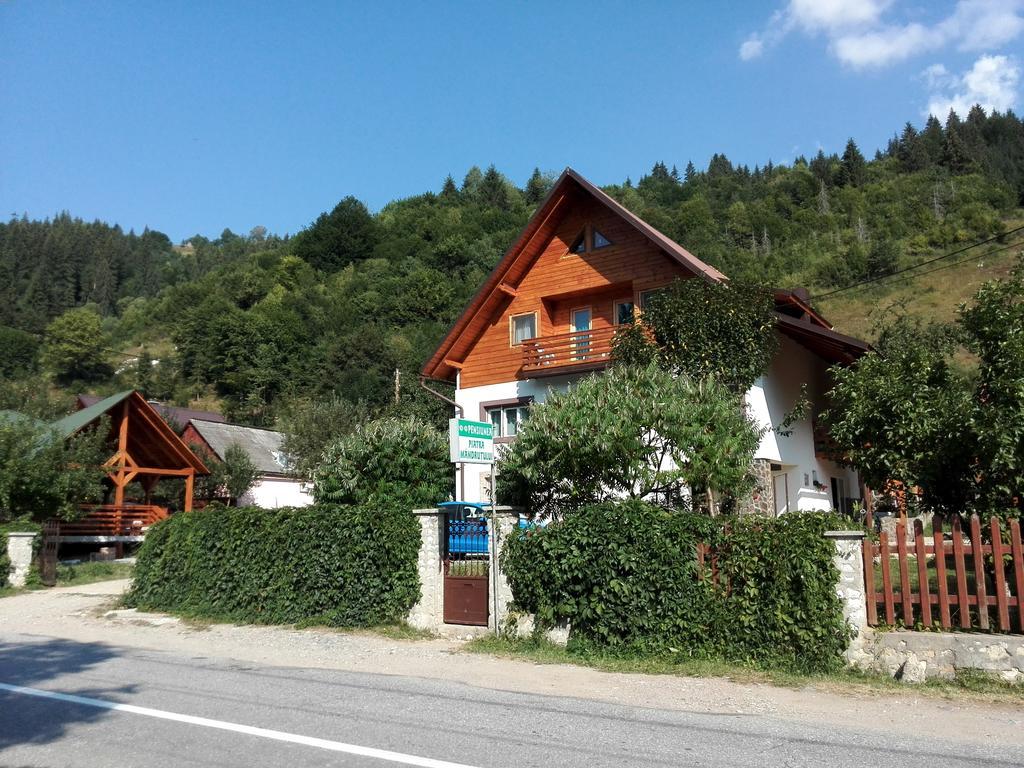 Pensiunea Piatra Mandrutului Scarisoara  Exterior photo